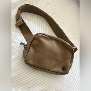 Lululemon Everywhere Canvas Belt Bag 1L NWOT